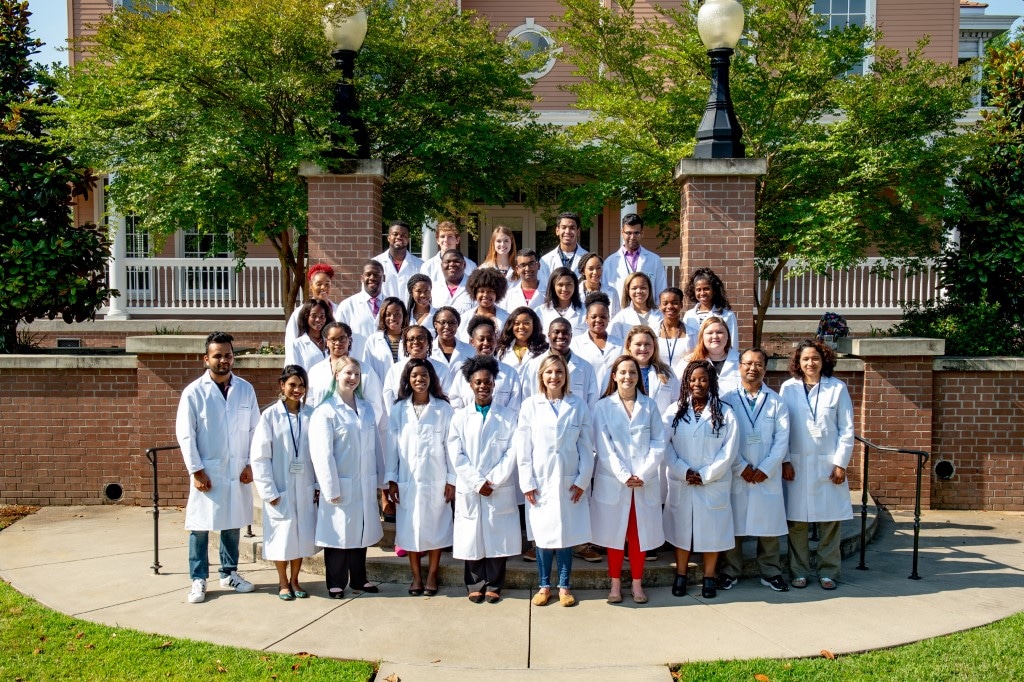 Mississippi INBRE Research Scholars Complete Biomedical Research Training Camp